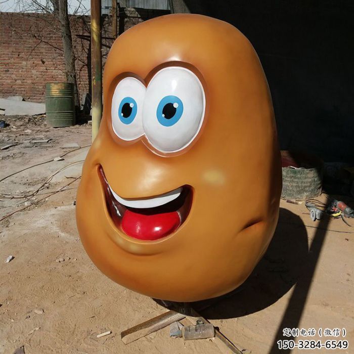 土豆雕塑廠家，卡通公仔擺件，玻璃鋼土豆娃娃雕塑