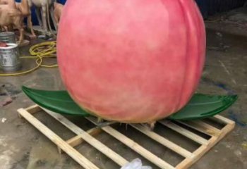 桃子雕塑廠家，創意水果桃子，玻璃鋼桃子仿真雕塑