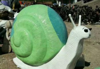 蝸牛雕塑廠家，園林小品動物，玻璃鋼仿真蝸牛雕塑廠