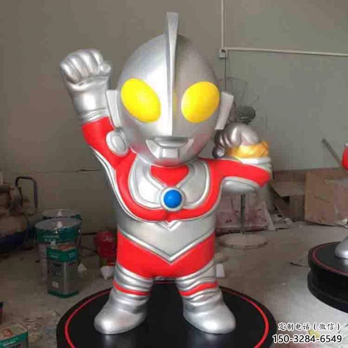 戶外超人雕塑生產(chǎn)商 噴漆卡通雕塑 燈光動(dòng)漫雕塑