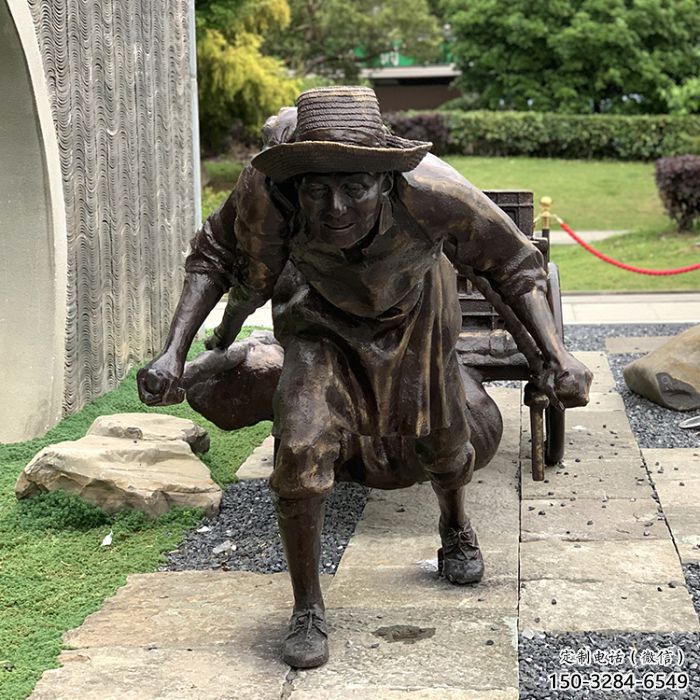 大型工人雕塑廠家 歐式步行街拉車雕塑 彩繪民俗雕塑