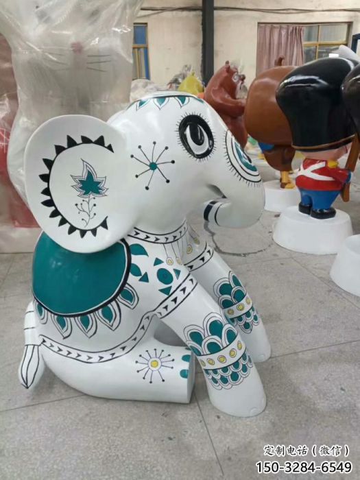 大象標識雕塑，廣場雕塑，玻璃鋼彩繪大象雕塑生產