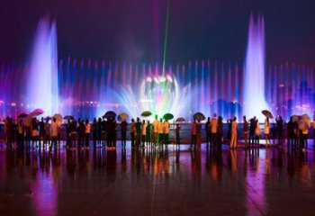 銅陵水景程控噴泉雕塑，高噴循環噴水方式設計