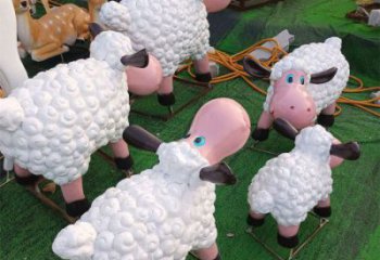 日喀則小區小羊雕塑，彩繪動物雕塑，抽象效果